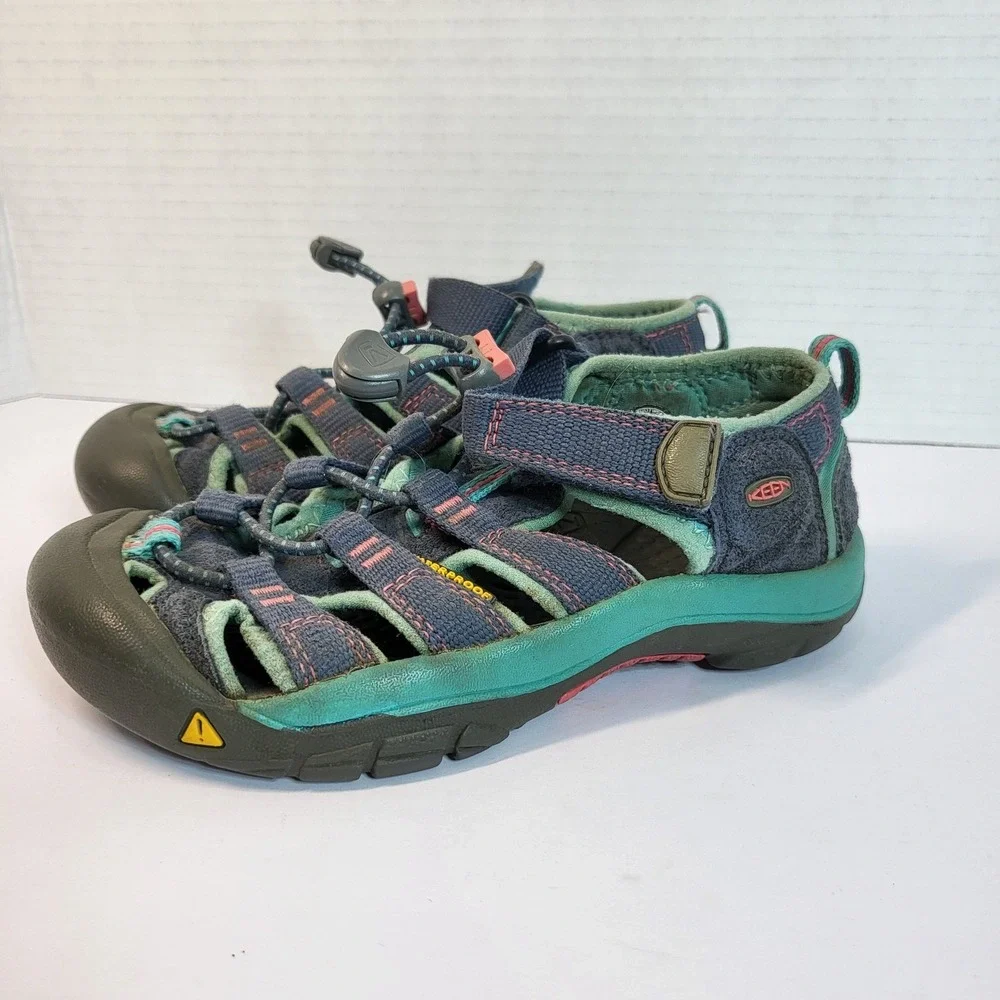 KEEN‎ Seacamp II CNX Youth Sandals Size 12 Blue Green Water Shoes